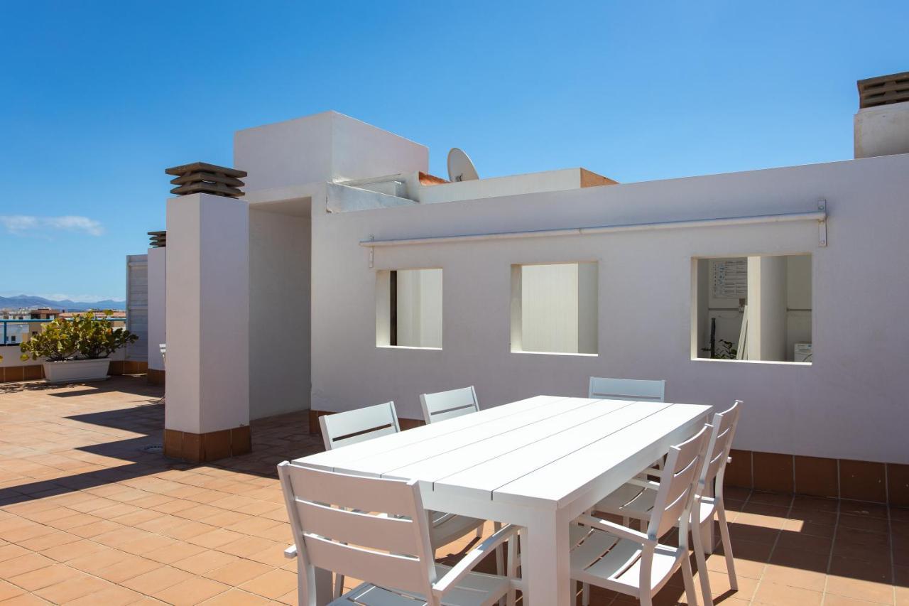 Uptown Urban Apartments (Adults Only) Corralejo Exterior photo